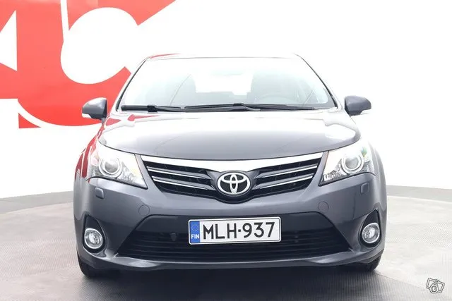 Toyota Avensis 1,6 Valvematic Linea Sol 4ov - # NAVI # BLUETOOTH # KOUKKU # ALUT # LOHKOLÄMMITIN SISÄPISTOKKEELLA # HUIPPUSIISTI # VAKIONOPEUDENSÄÄDIN # KAMERA # TÄYSI HUOLTOKIRJA # JUURI HUOLLETTU # Image 8