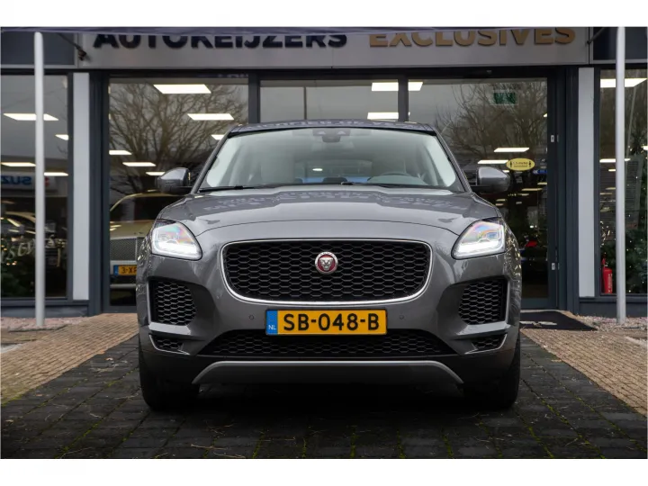 Jaguar E-Pace 2.0 P250 AWD R-Dynamic  Image 2